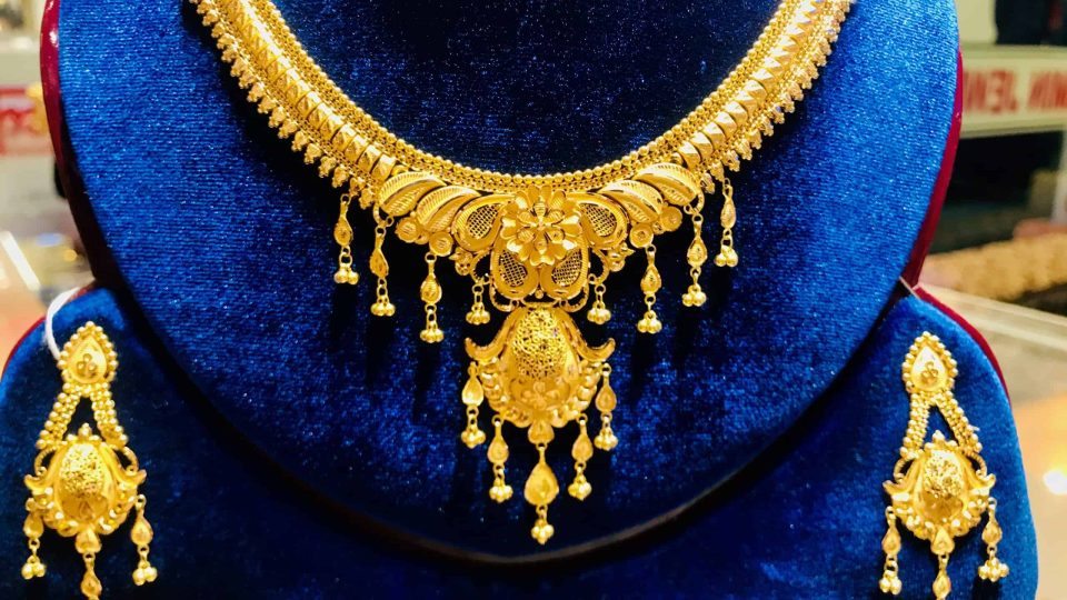 এবার বাড়ল সোনার দাম, ভরি ২ লাখ ৬১ হাজার