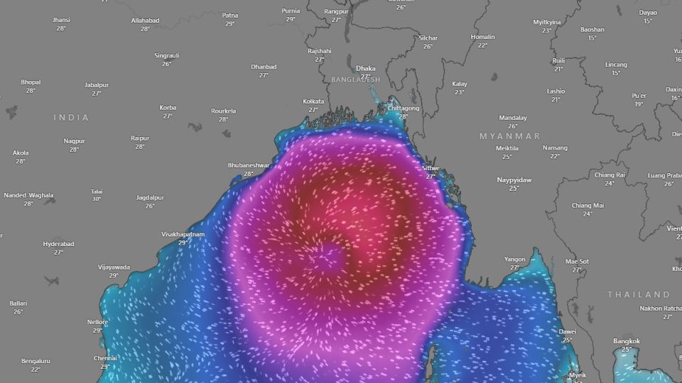 উইন্ডিডটকমে ঘূর্ণিঝড় ‘দানা’।