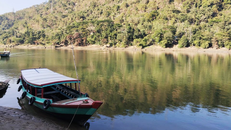 ss-kaptai-karnaphuli-river-24122024